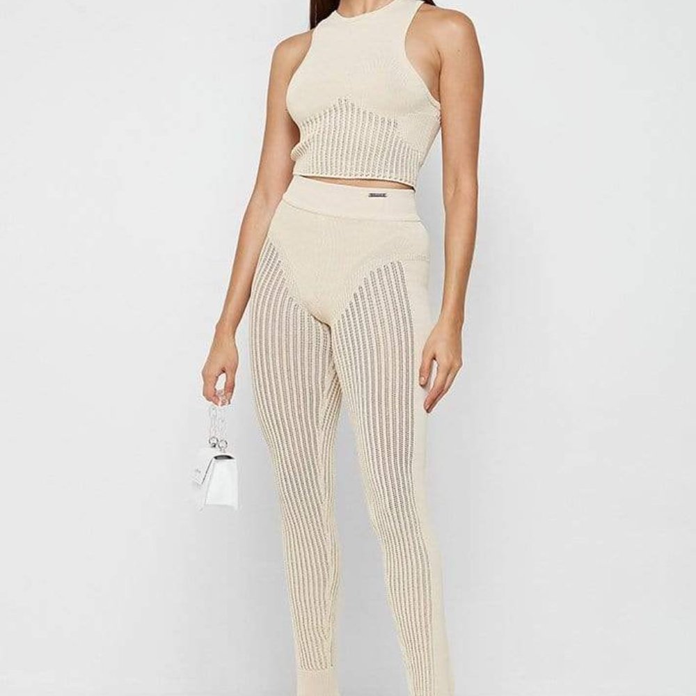 KNITTED HIGH WAISTED LEGGINGS - BEIGE